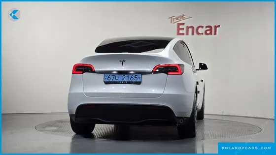 TESLA MODEL Y RWD
