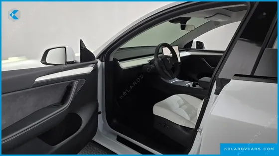 TESLA MODEL Y RWD