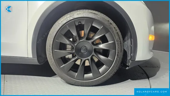 TESLA MODEL Y LONG RANGE AWD