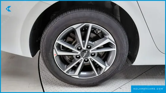 KIA K3 1.6
