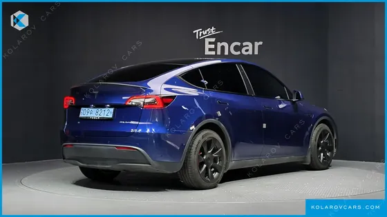 TESLA MODEL Y LONG RANGE AWD