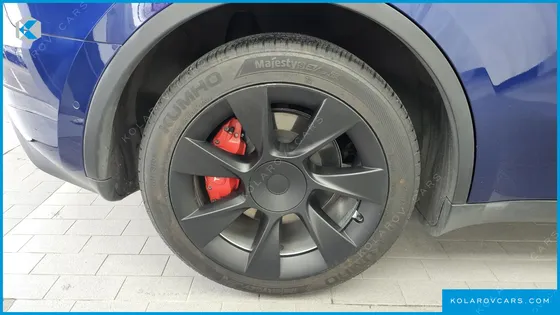 TESLA MODEL Y LONG RANGE AWD