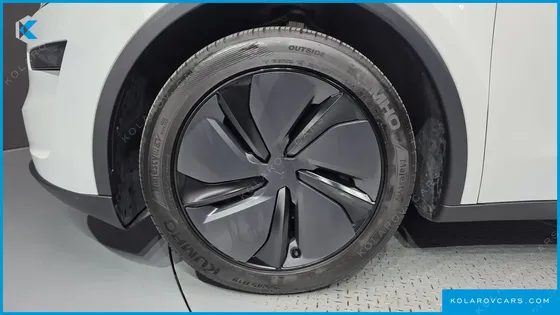 TESLA MODEL Y RWD