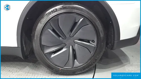 TESLA MODEL Y RWD