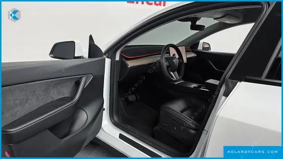 TESLA MODEL Y LONG RANGE AWD