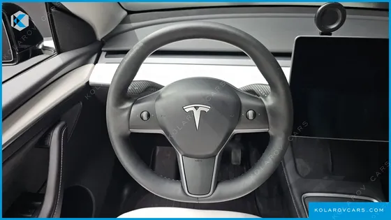 TESLA MODEL Y RWD