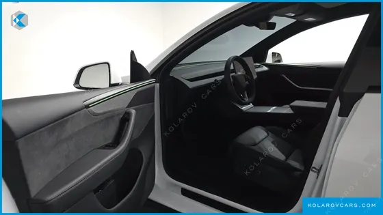 TESLA MODEL Y L LONG RANGE AWD