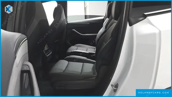 TESLA MODEL Y L LONG RANGE AWD