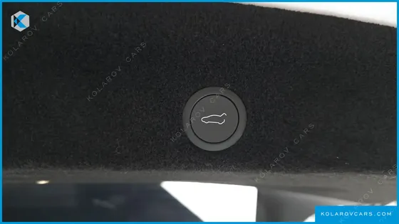 TESLA MODEL Y L LONG RANGE AWD
