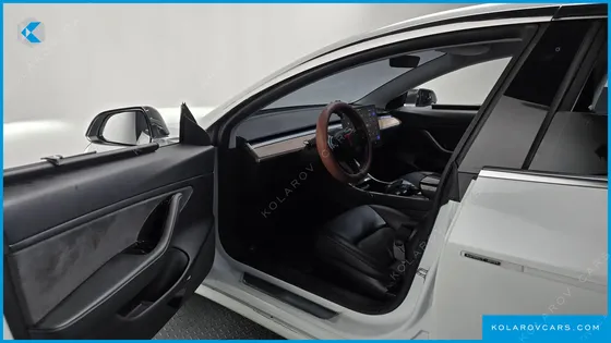 TESLA MODEL 3 LONG RANGE AWD