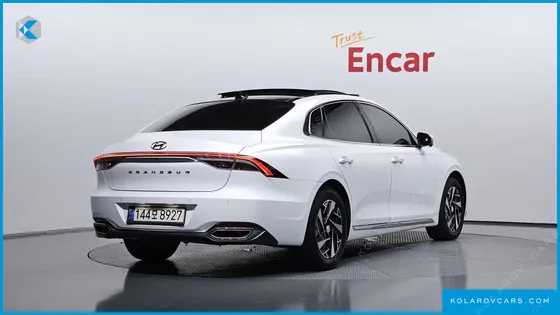 HYUNDAI GRANDEUR LE BLANC