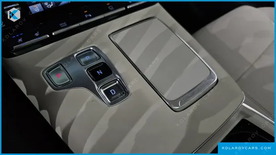 HYUNDAI GRANDEUR LE BLANC