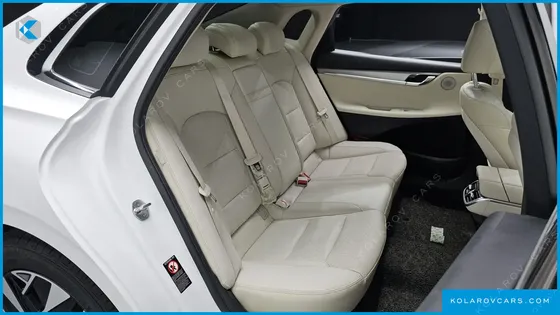 HYUNDAI GRANDEUR LE BLANC