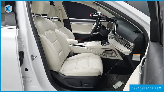 HYUNDAI GRANDEUR LE BLANC