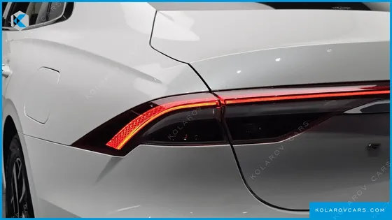 HYUNDAI GRANDEUR LE BLANC