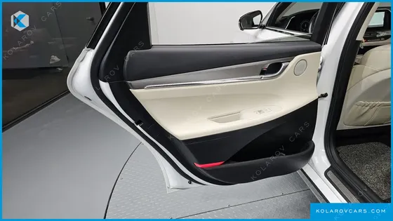 HYUNDAI GRANDEUR LE BLANC