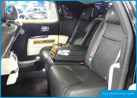 ROLLS ROYCE GHOST 6.6 EWB V12
