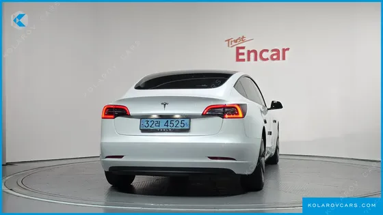 TESLA MODEL 3 RWD