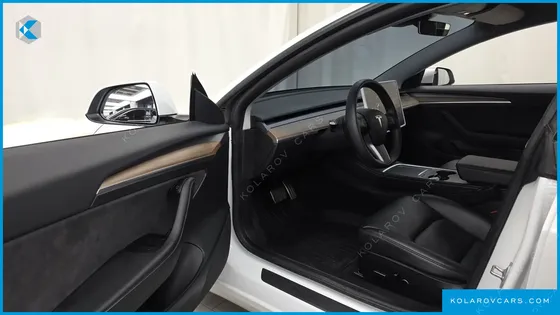 TESLA MODEL 3 LONG RANGE AWD