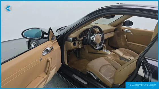 PORSCHE 911 CARRERA
