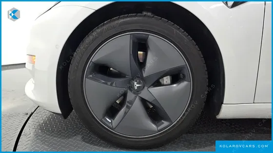 TESLA MODEL 3 LONG RANGE AWD