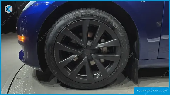 TESLA MODEL 3 STANDARD RANGE PLUE RWD