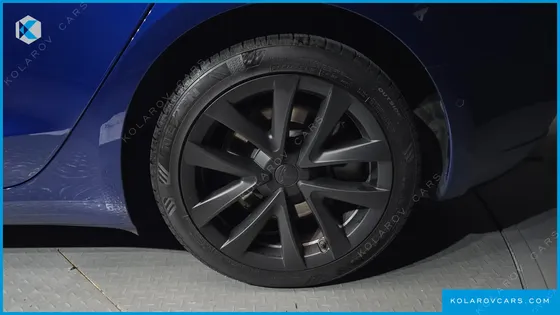 TESLA MODEL 3 STANDARD RANGE PLUE RWD