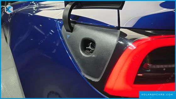 TESLA MODEL 3 STANDARD RANGE PLUE RWD