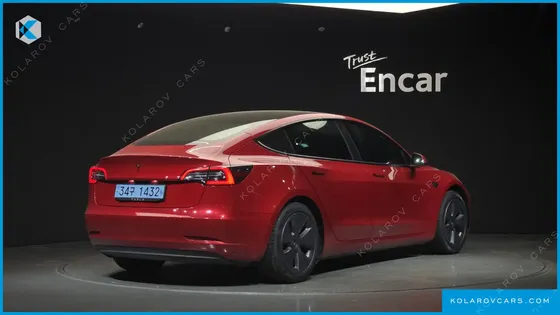 TESLA MODEL 3 STANDARD RANGE PLUE RWD