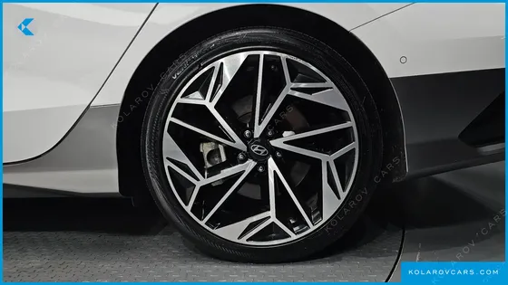 HYUNDAI IONIQ 6 LONG RANGE