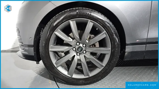 LAND ROVER RANGE ROVER VELAR 3.0 D300 R-DYNAMIC HSE
