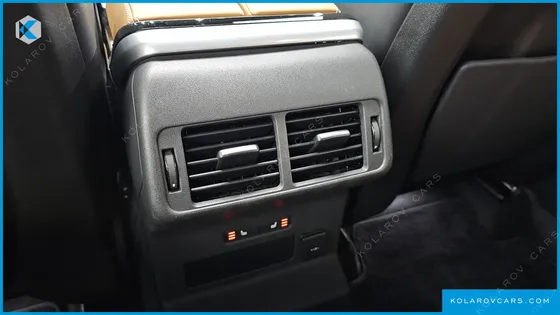 LAND ROVER RANGE ROVER VELAR 3.0 P400 R-DYNAMIC HSE