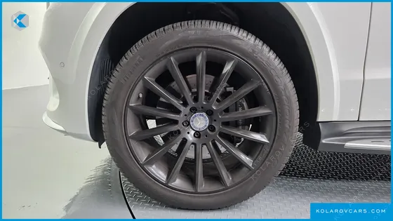 MERCEDES GLS-CLASS GLS500 4MATIC