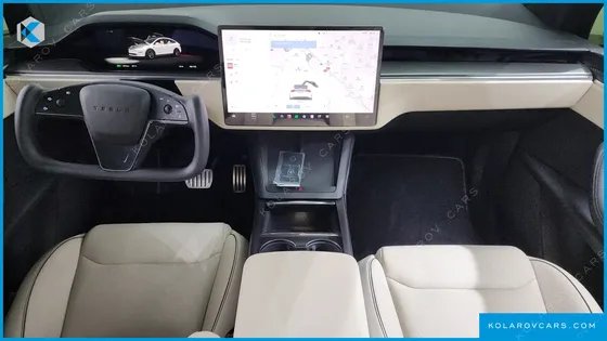 TESLA MODEL X PLAID