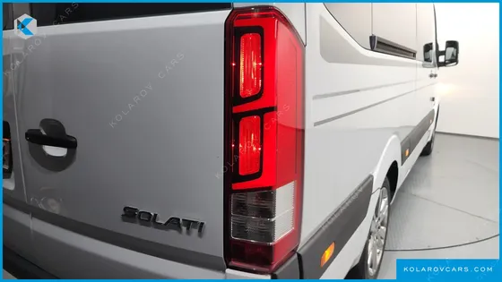 HYUNDAI SOLATI 15-SEATER