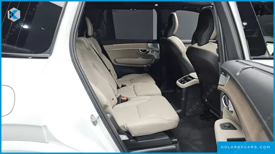 VOLVO XC90 T8 ULTRA DARK HYBRID