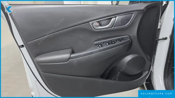 HYUNDAI KONA MODREN