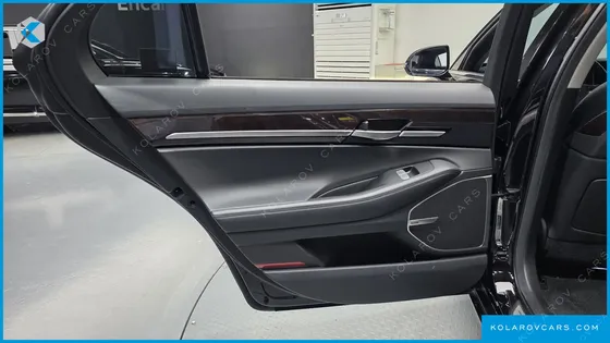 GENESIS EQ900 3.8 GDI AWD