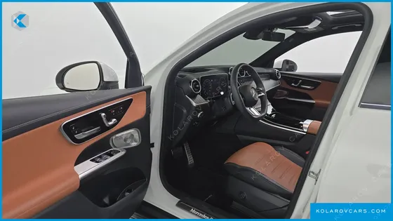 MERCEDES GLC-CLASS GLC300 4MATIC AMG LINE