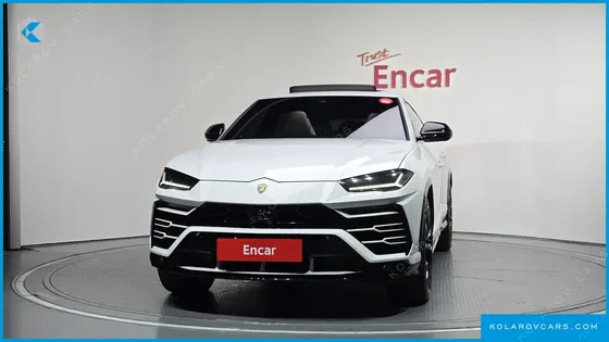 LAMBORGHINI URUS 4.0 V8