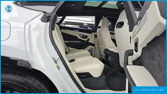 LAMBORGHINI URUS 4.0 V8
