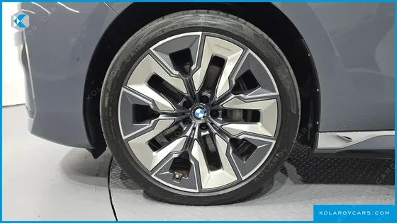 BMW I7 XDRIVE 60 DESIGN PURE EXCELLENCE