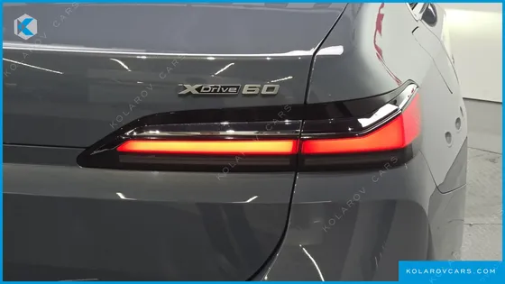 BMW I7 XDRIVE 60 DESIGN PURE EXCELLENCE