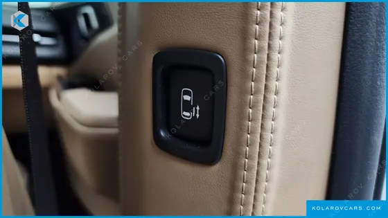 KIA CARNIVAL DIESEL 9-SEATER HI-LIMOUSINE(SPECIAL VEHICLE)