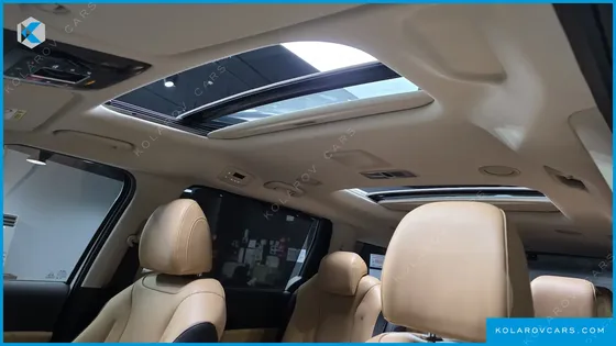 KIA CARNIVAL GASOLINE 9-SEATER SIGNATURE