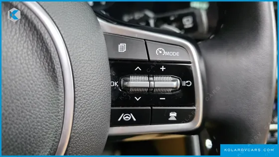 KIA CARNIVAL DIESEL 7-SEATER SIGNATURE