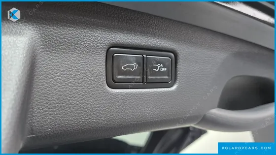 KIA CARNIVAL DIESEL 9-SEATER NOBLESSE