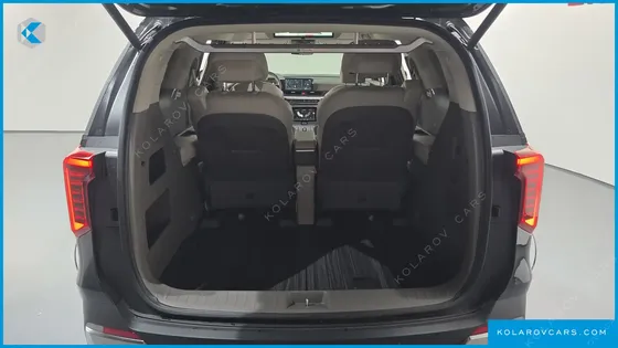 KIA CARNIVAL HEV 4-SEATER HI LIMOUSINE
