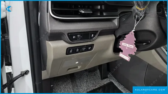 KIA CARNIVAL HEV 9SEATER NOBLESS
