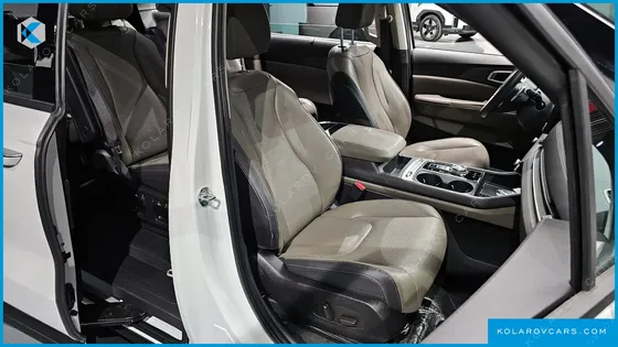 KIA CARNIVAL DIESEL 7-SEATER NOBLESSE